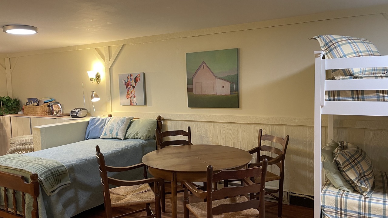 Photo of Bedroom in Ladiesburg