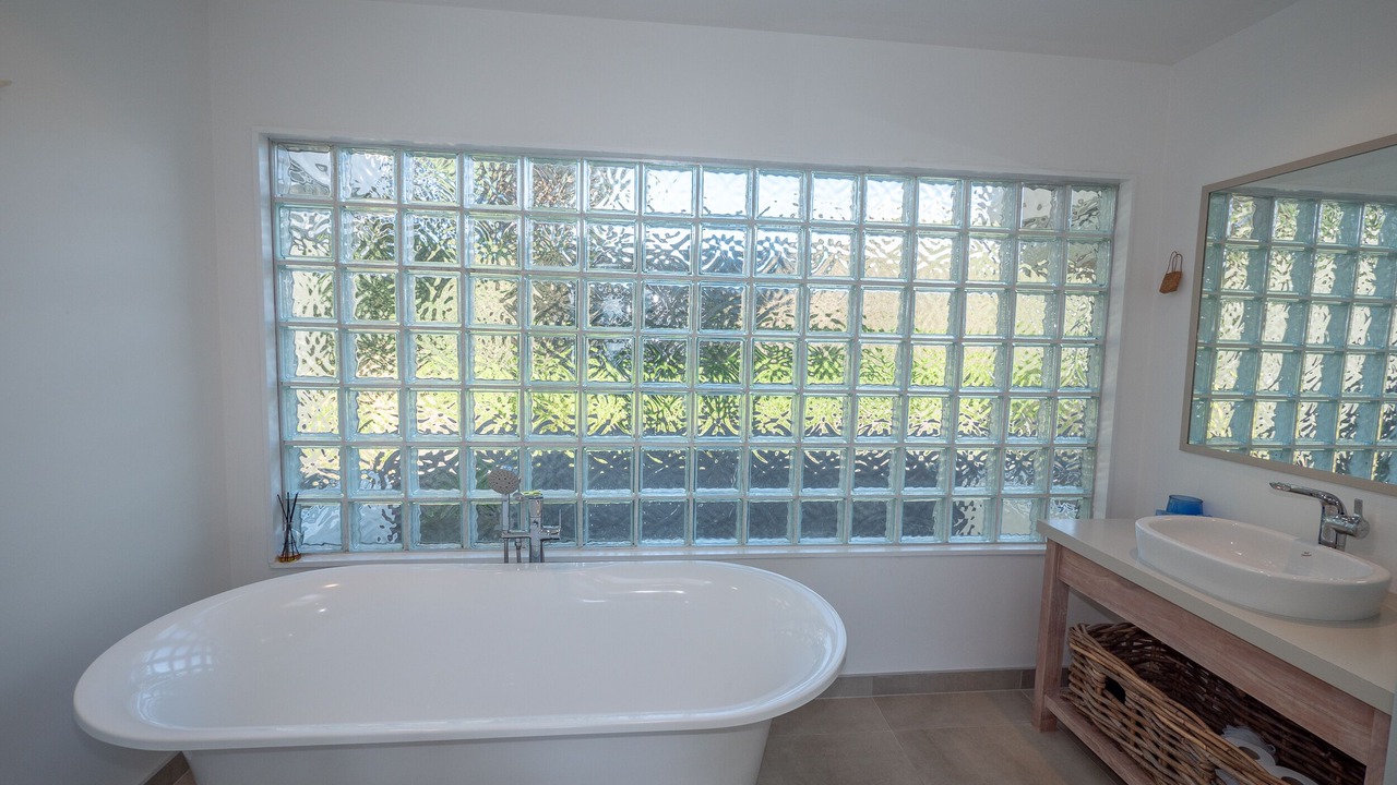 Photo of Bathroom in Coopers Beach