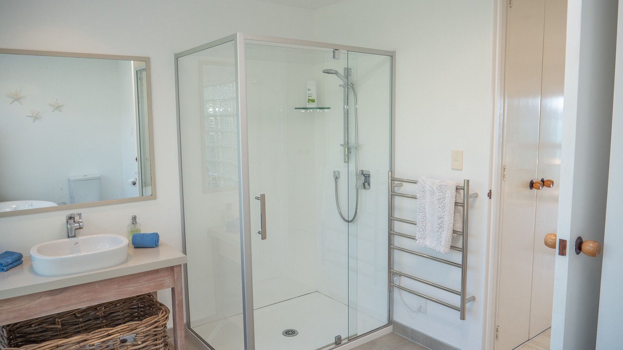 Photo of Bathroom in Coopers Beach