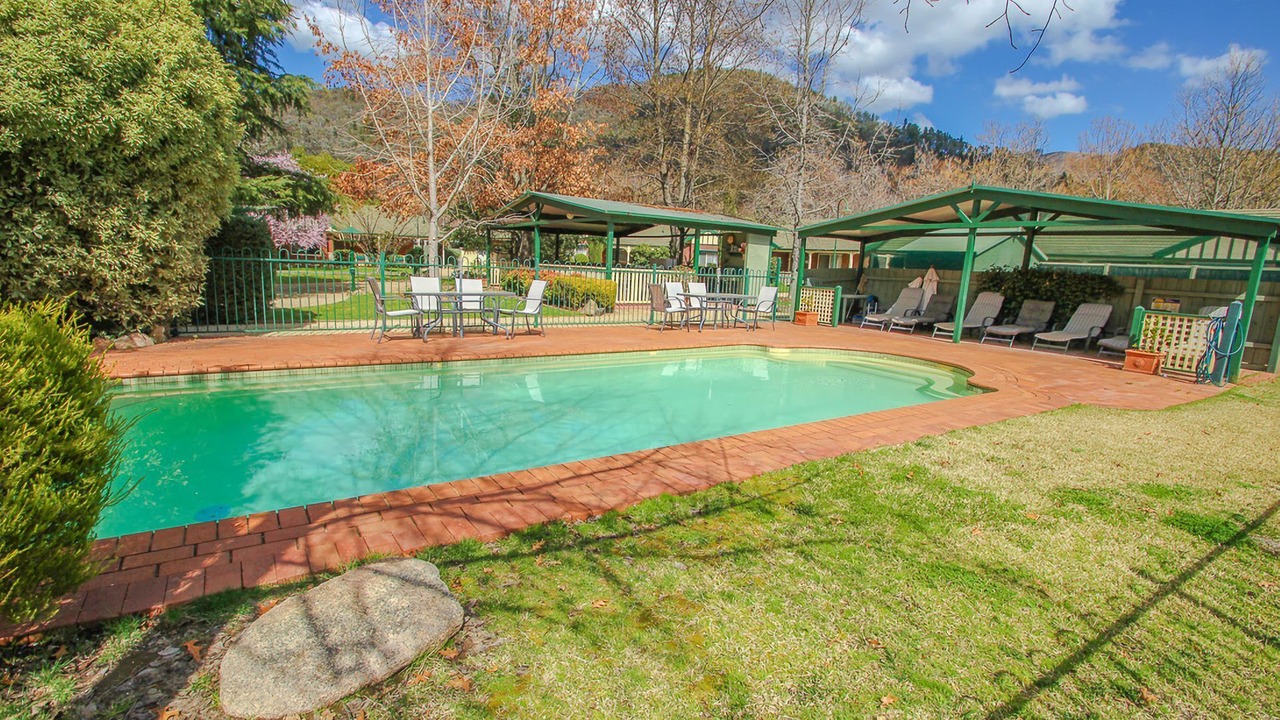 Photo of Outdoor in Bright