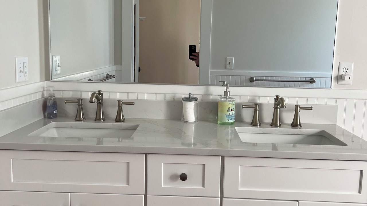 Photo of Bathroom in East Orleans