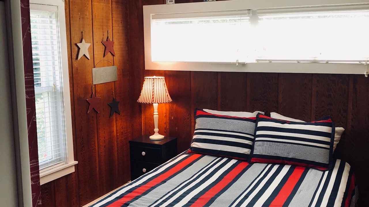 Photo of Bedroom in East Orleans