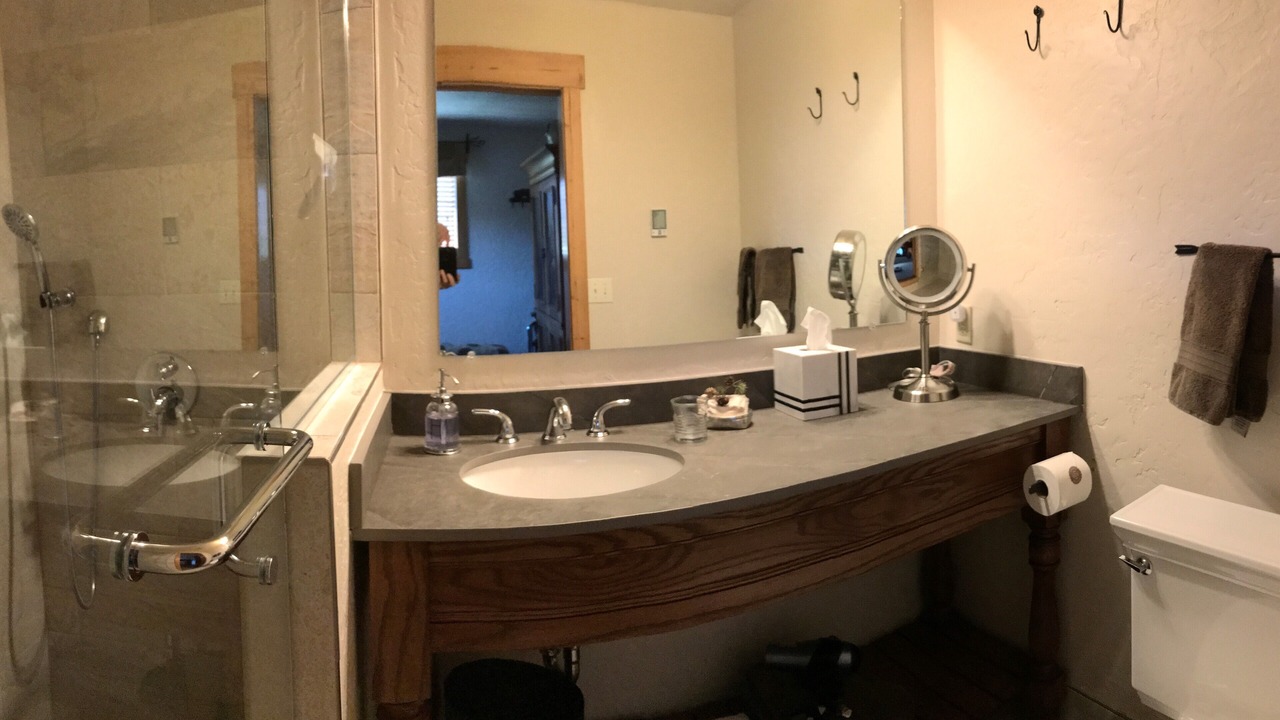 Photo of Bathroom in Grand Lake