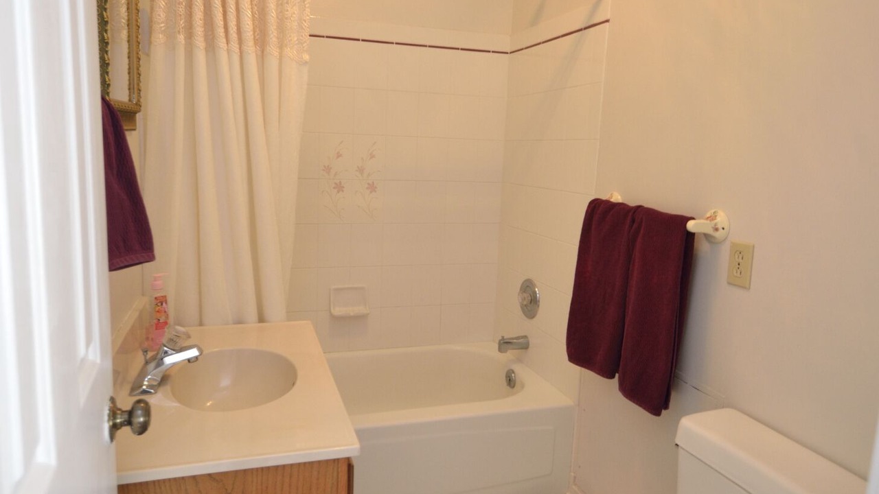 Photo of Bathroom in Haywood