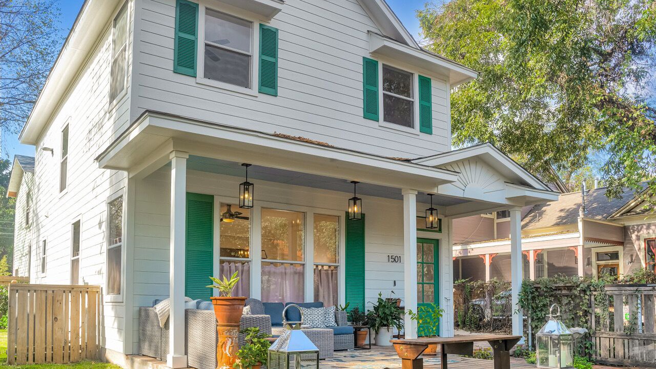 Photo of Patio Balcony in East Cesar Chavez