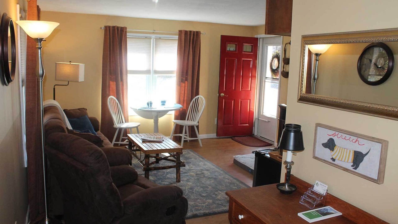 Photo of Livingroom in Clinton