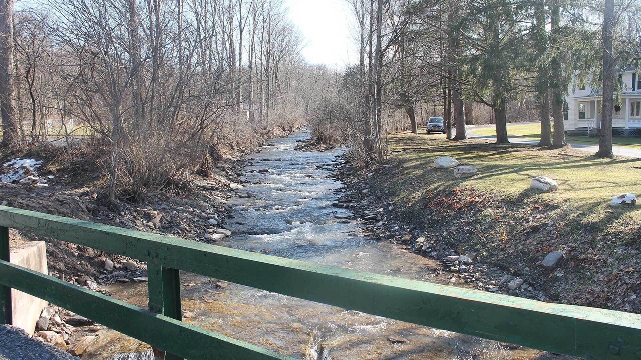 Photo of Outdoor in Clinton