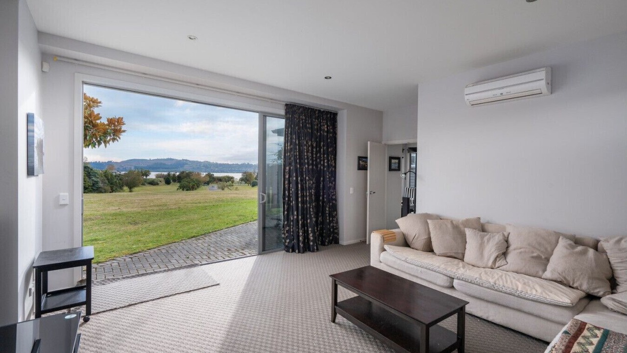 Photo of Livingroom in Rainbow Point