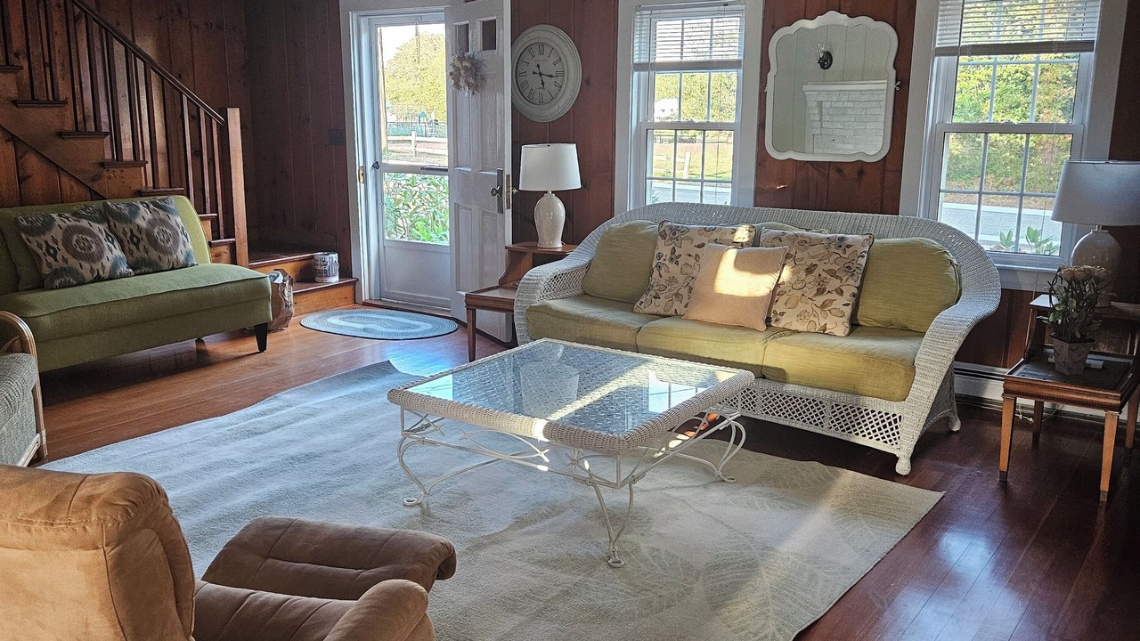 Photo of Livingroom in Dennis Port
