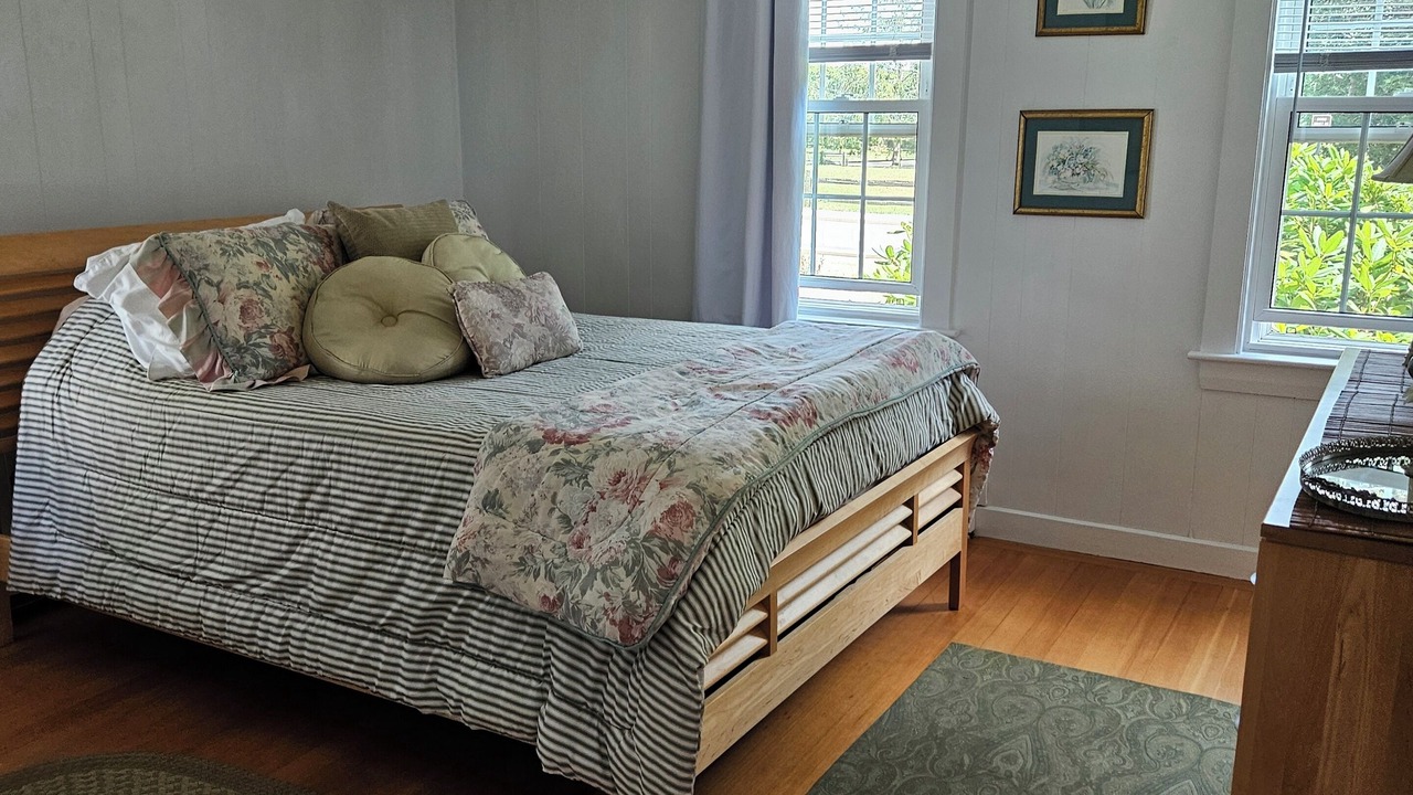 Photo of Bedroom in Dennis Port