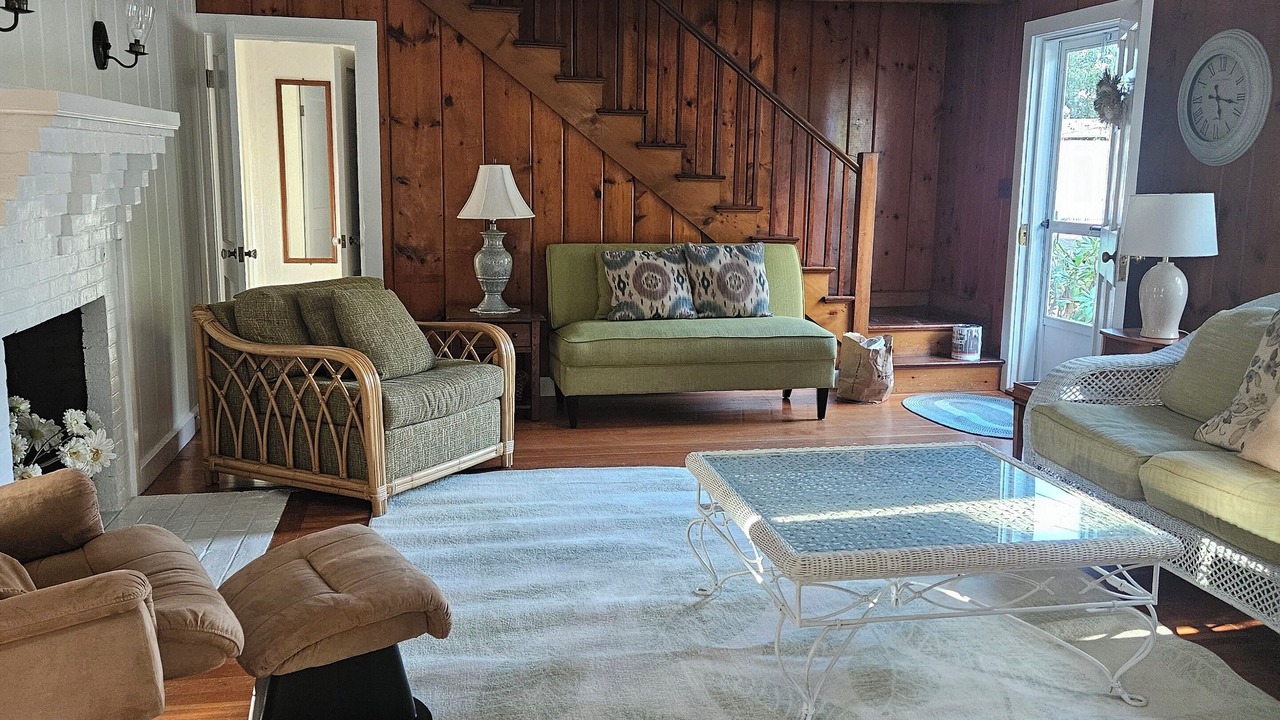 Photo of Livingroom in Dennis Port