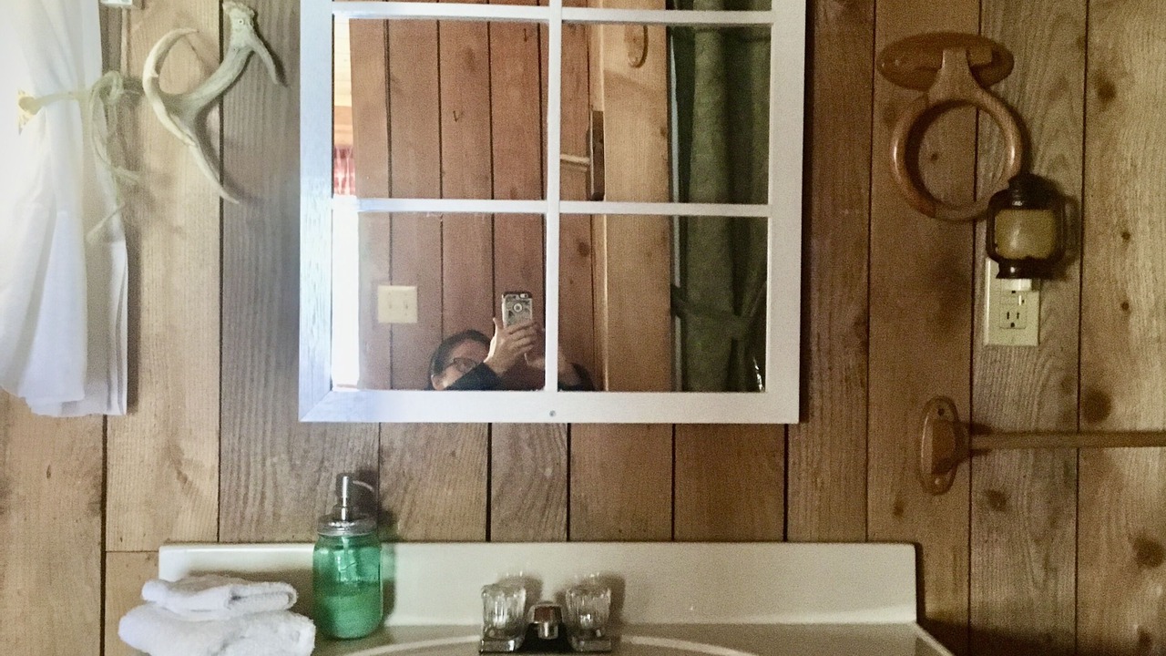 Photo of Bathroom in Muddy Pond