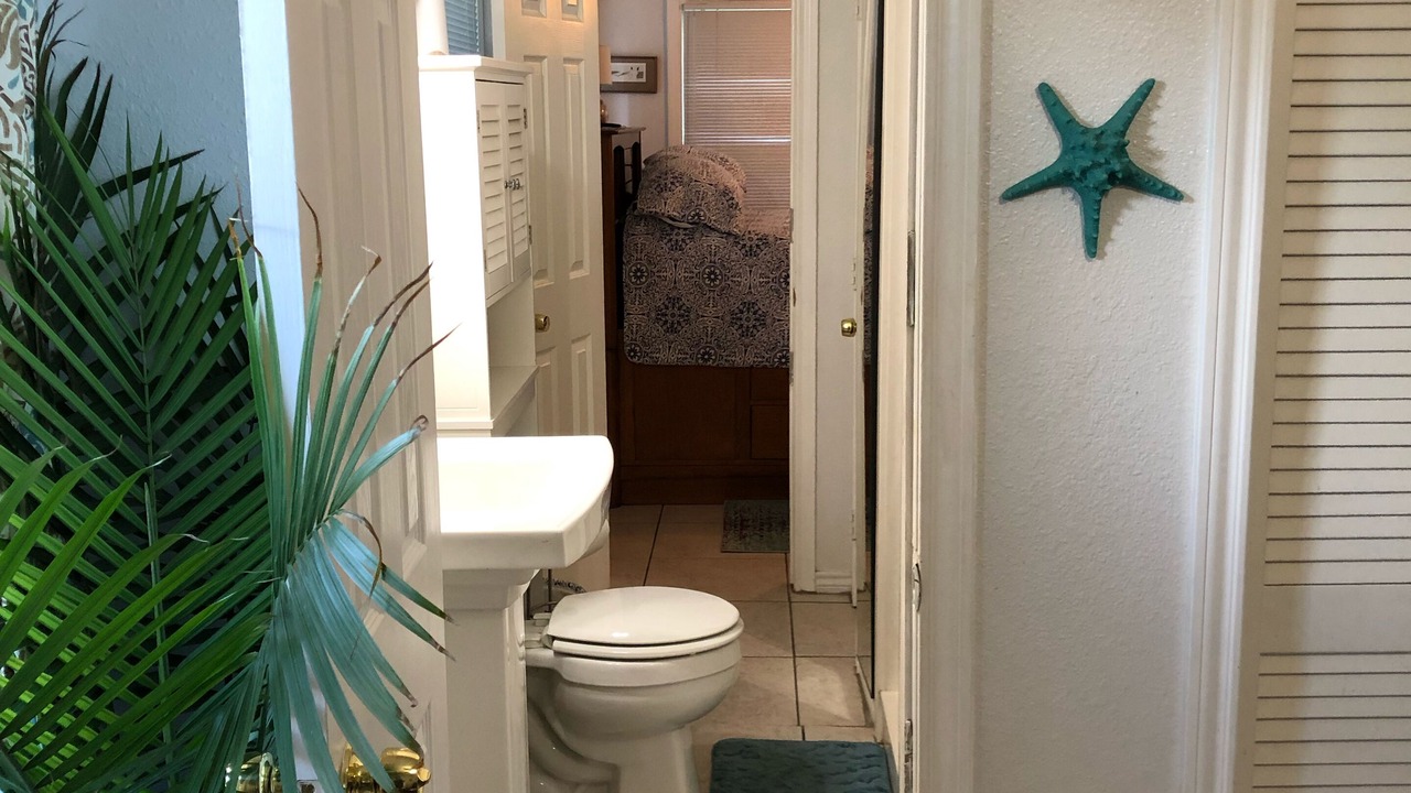 Photo of Bathroom in Shoreacres