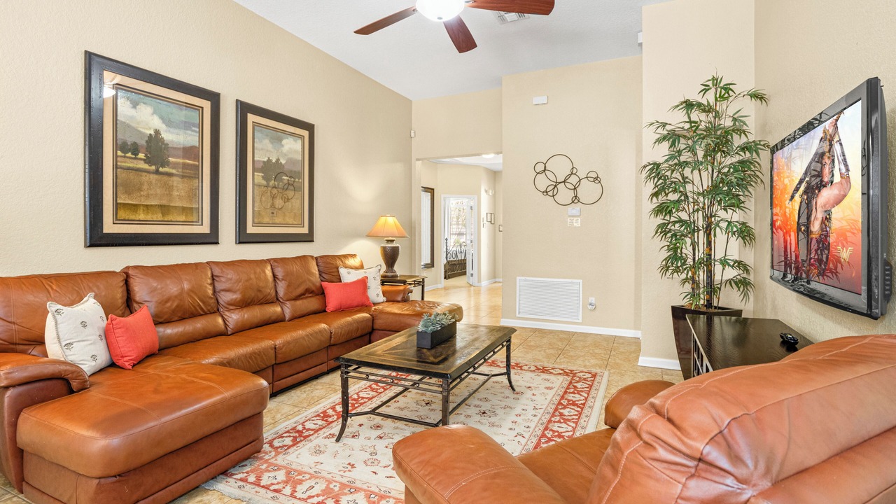 Photo of Livingroom in Windsor Hills