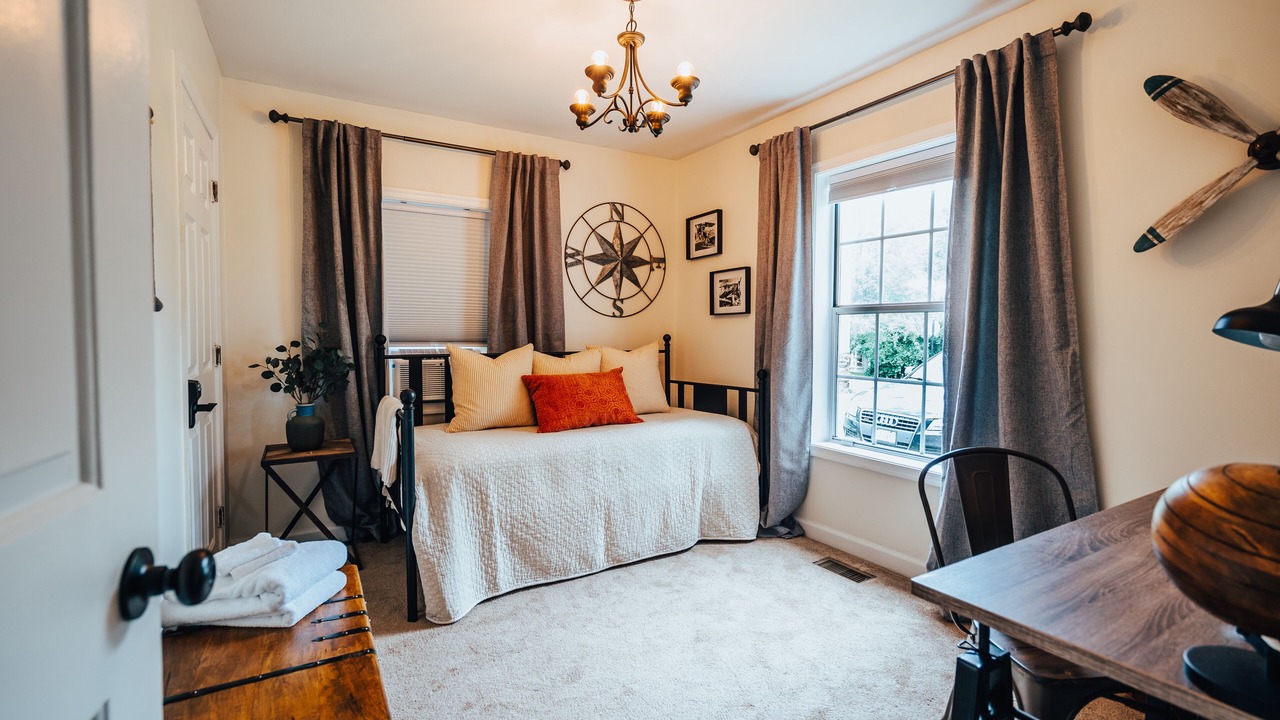 Photo of Bedroom in West Fairfax