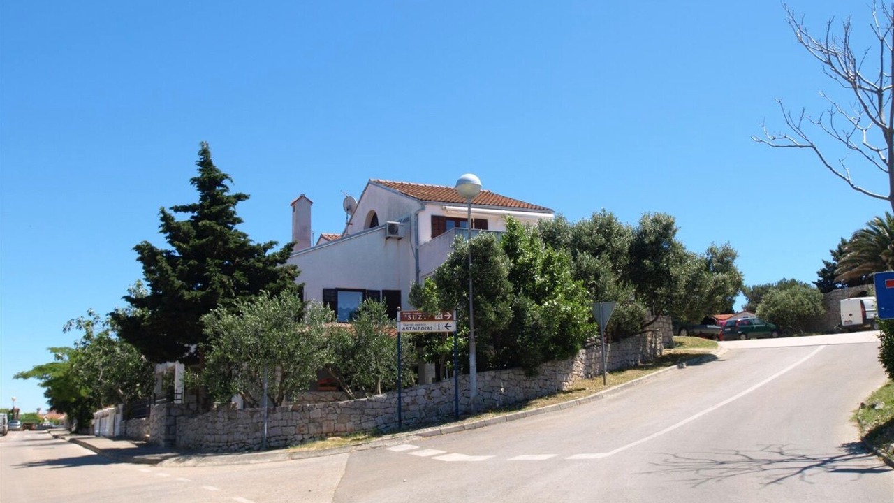 Photo of Outdoor in Cove Murtar