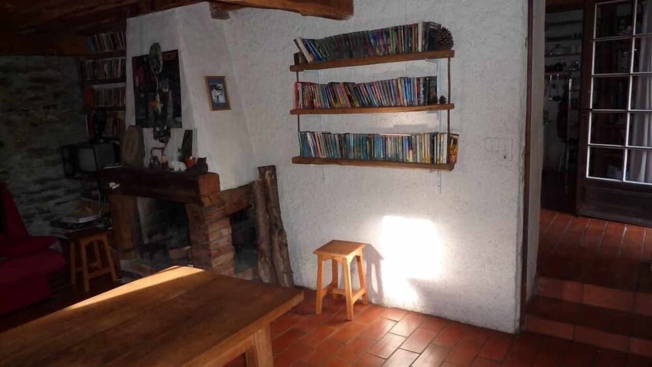 Photo of Livingroom in Saint-Melany