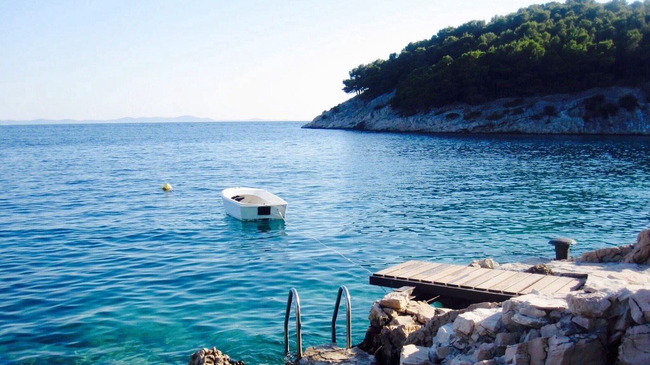 Photo of Others in Cove Osibova (Milna)