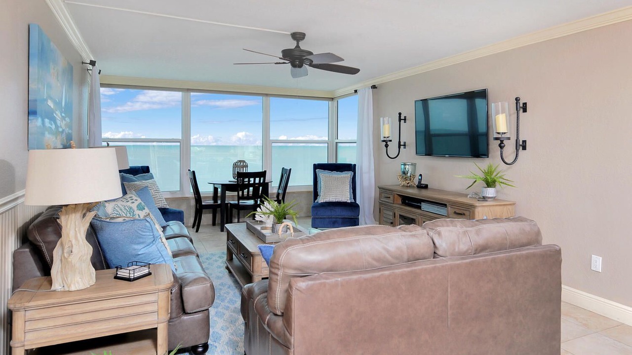 Photo of Livingroom in Madeira Beach