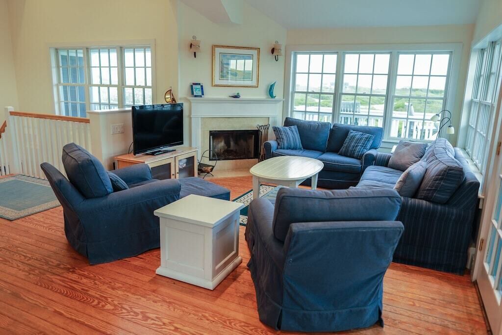 Photo of Livingroom in Tom Nevers