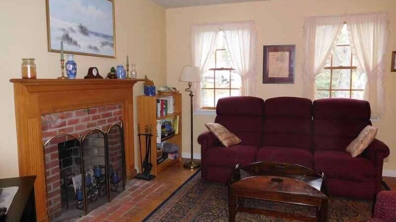 Photo of Livingroom in Chatham