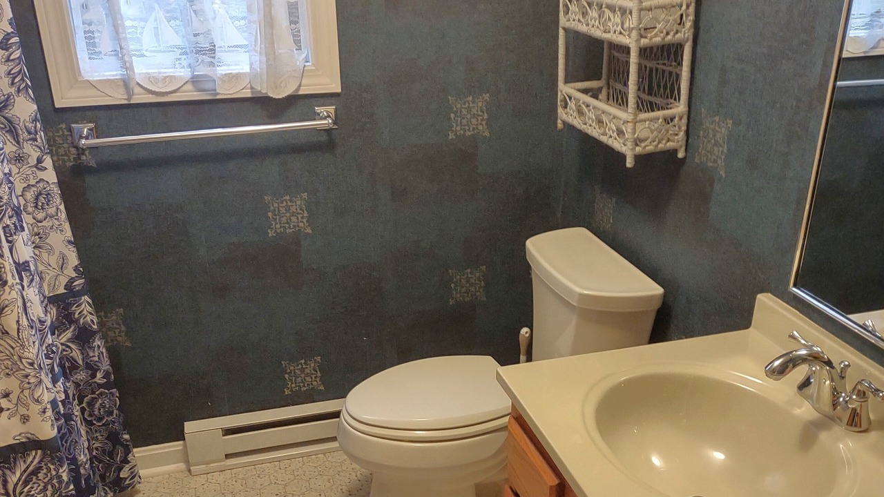 Photo of Bathroom in Chatham
