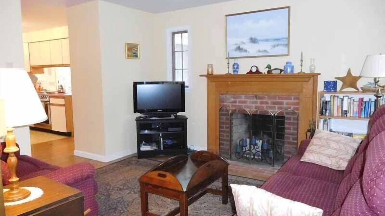 Photo of Livingroom in Chatham
