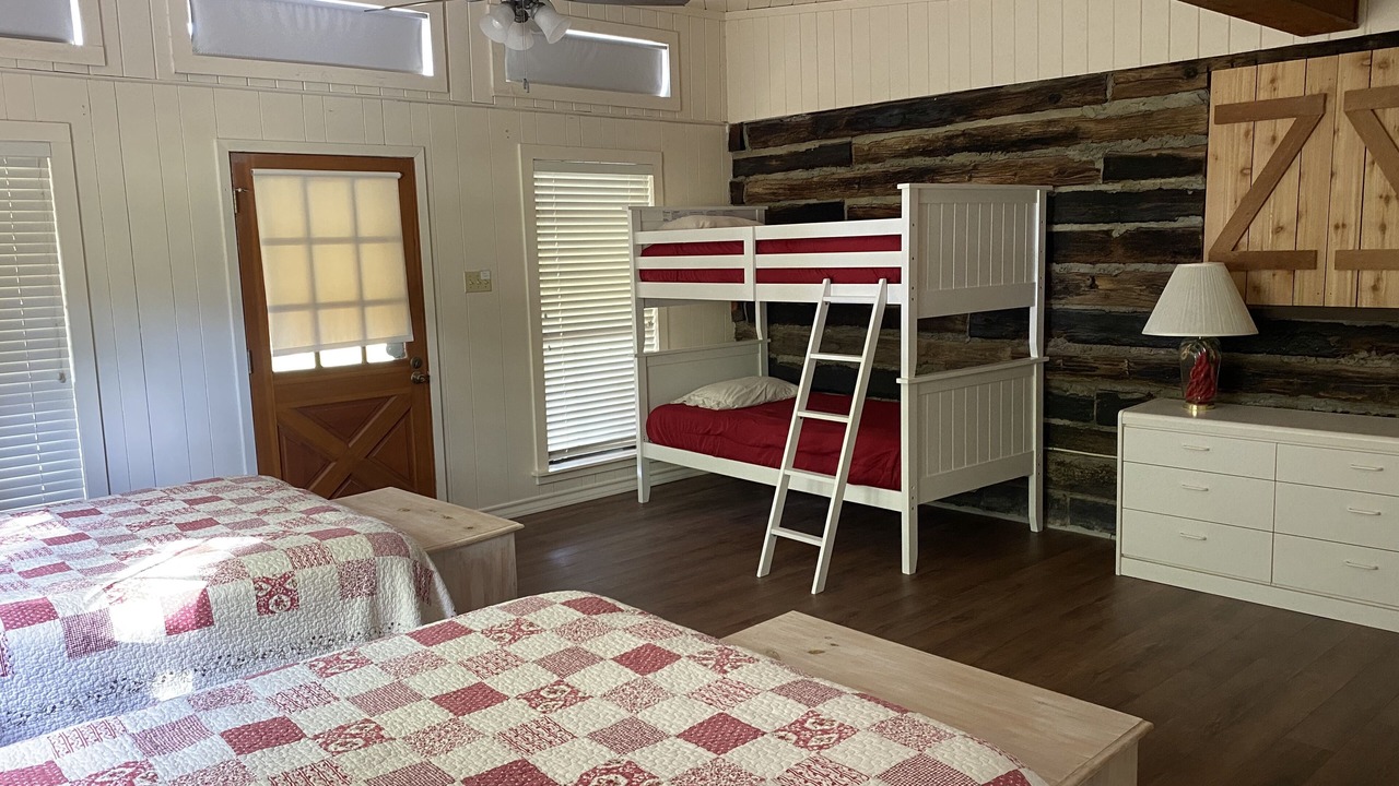 Photo of Bedroom in Hunt