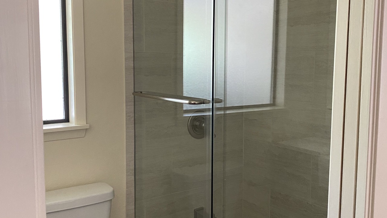 Photo of Bathroom in Hunt