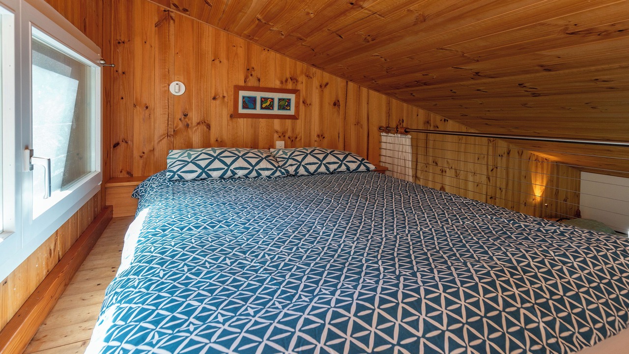 Photo of Bedroom in Elizabeth Beach