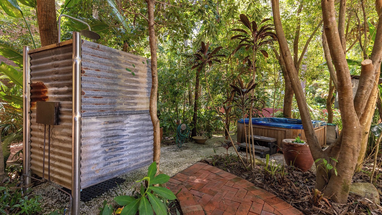 Photo of Outdoor in Elizabeth Beach