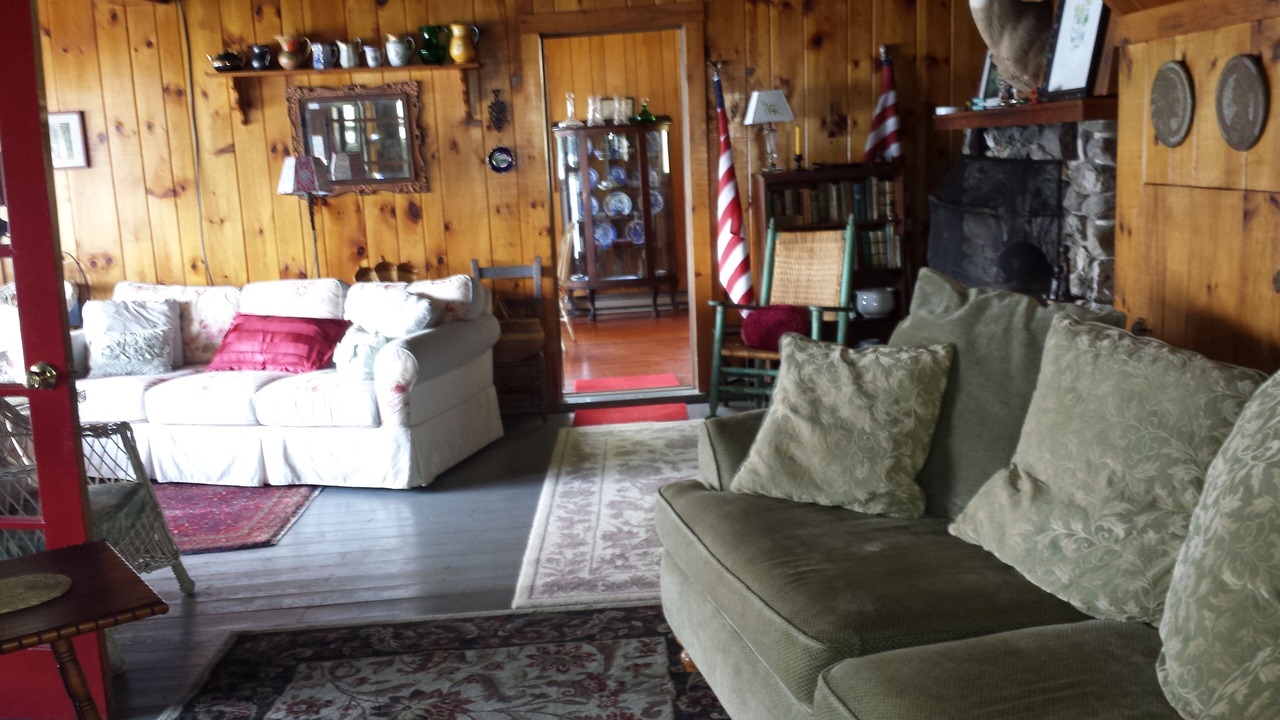 Photo of Livingroom in Poultney