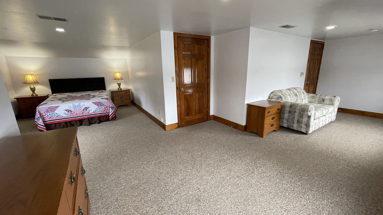 Photo of Others in Jefferson