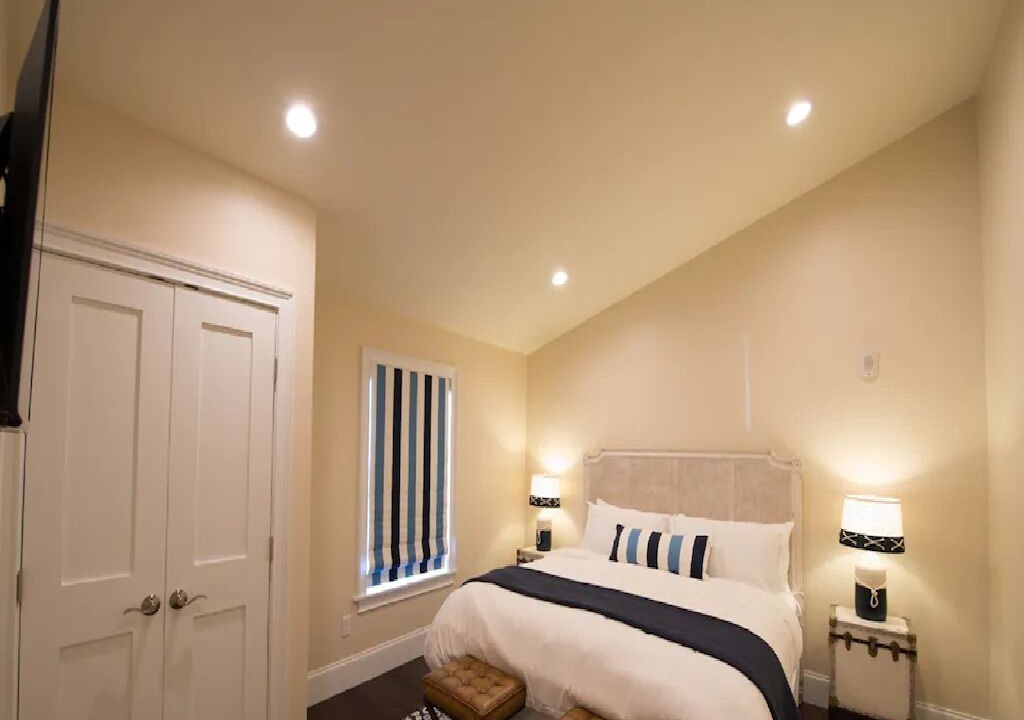 Photo of Bedroom in Yachting Village