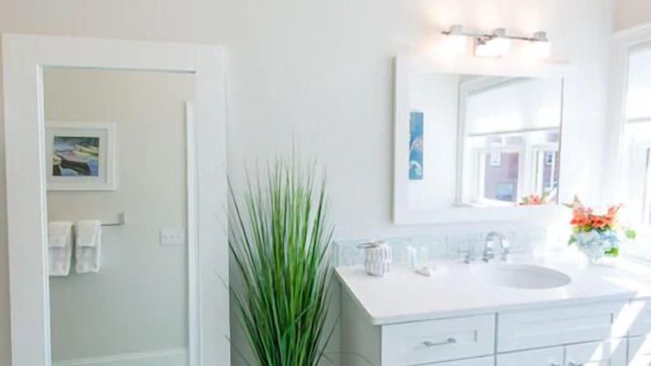 Photo of Bathroom in Yachting Village