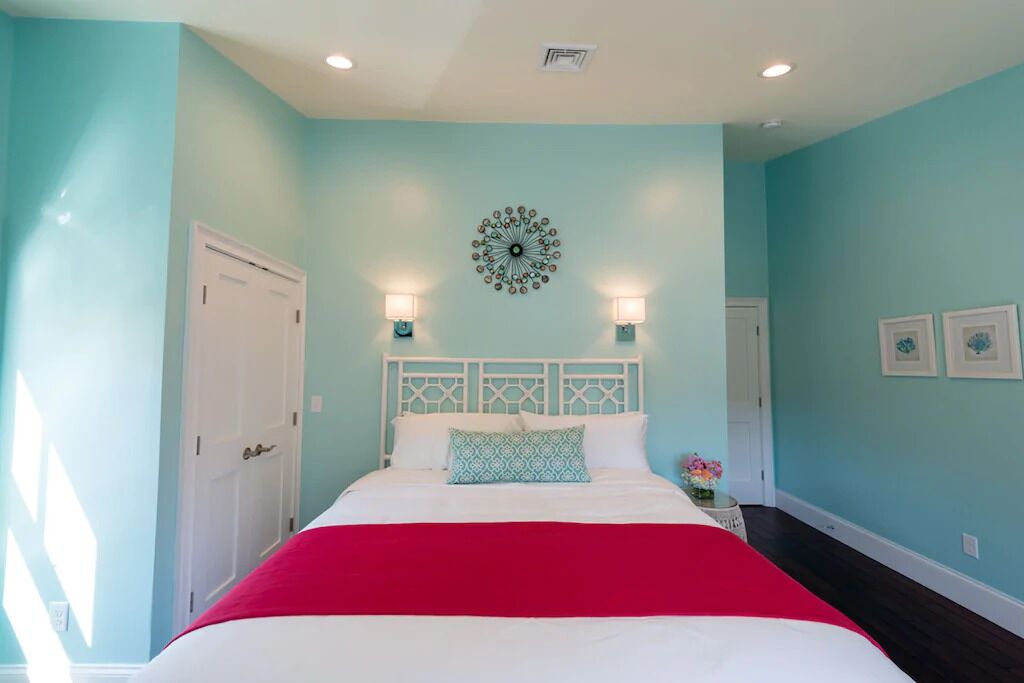 Photo of Bedroom in Yachting Village