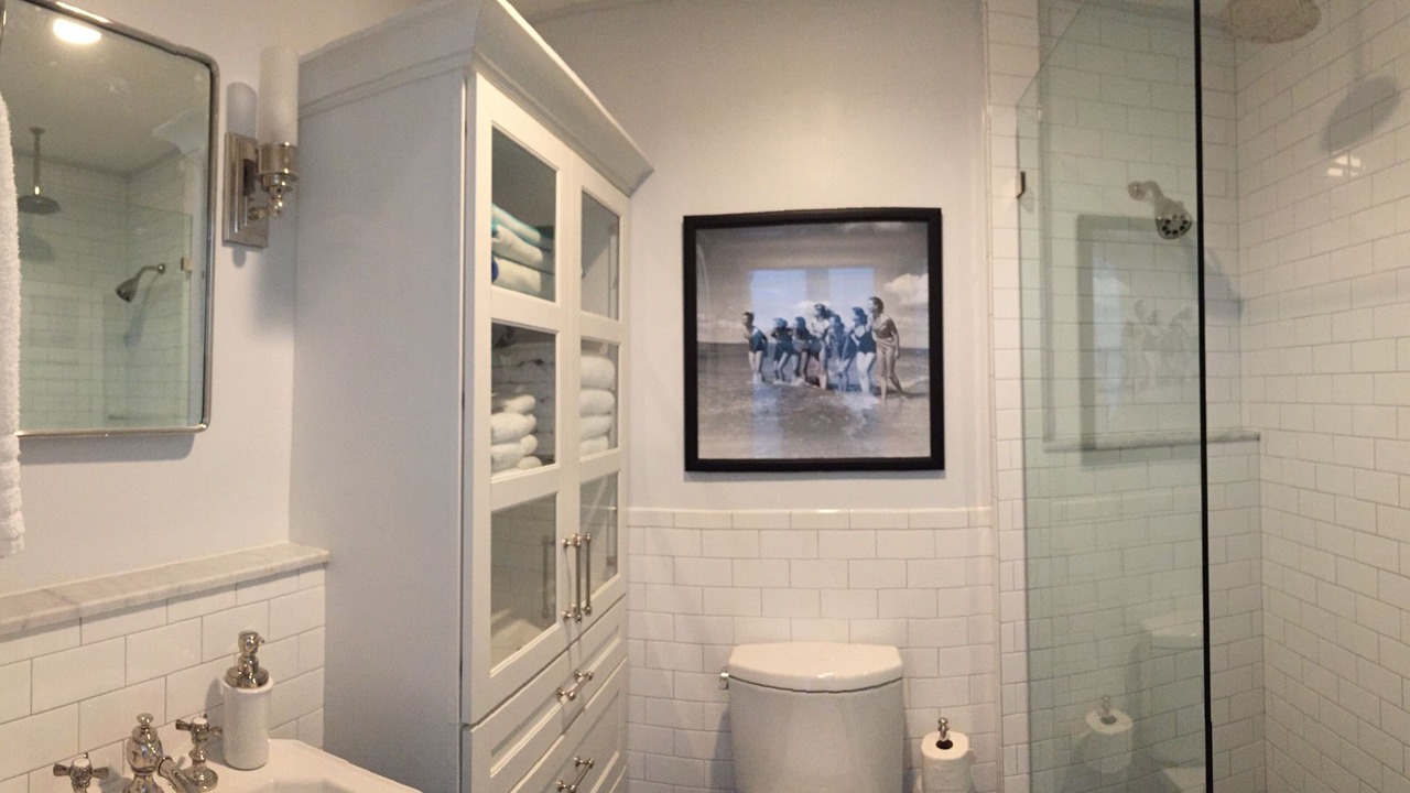 Photo of Bathroom in Truman Annex