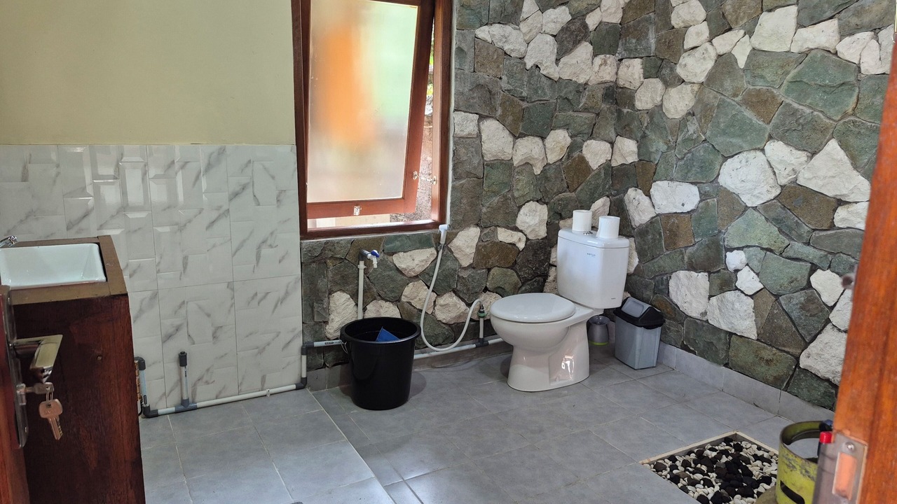 Photo of Bathroom in Selat