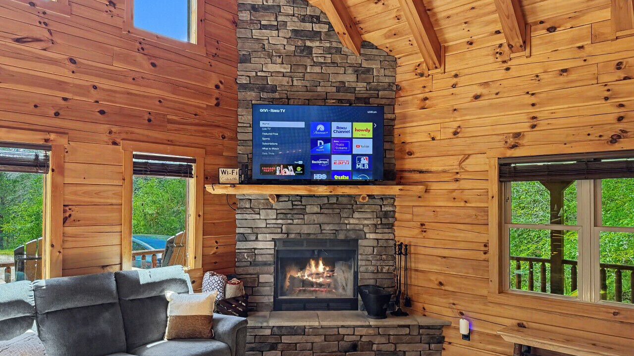 Photo of Livingroom in Farmville