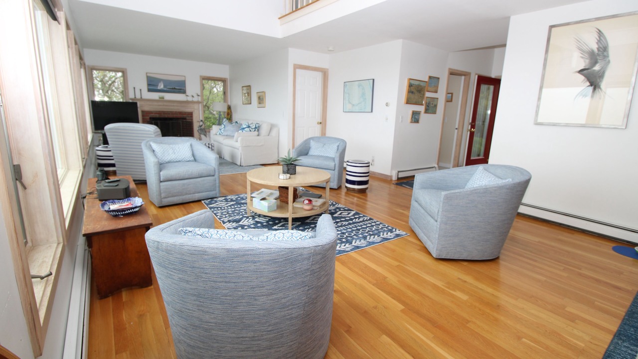 Photo of Livingroom in Eastham