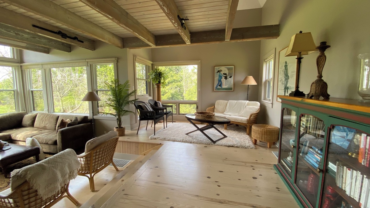 Photo of Livingroom in Kemble