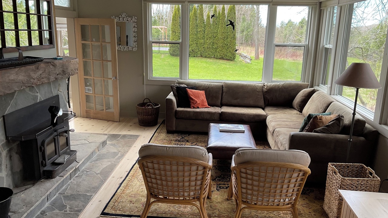 Photo of Livingroom in Kemble