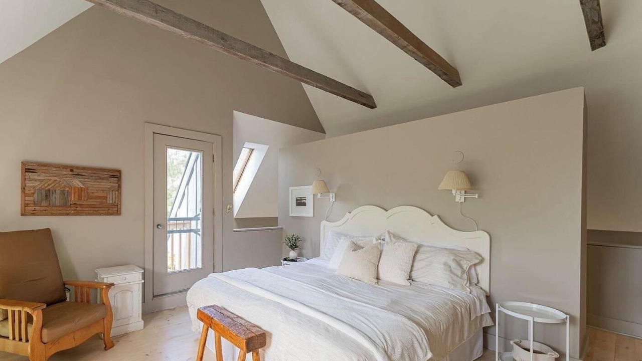 Photo of Bedroom in Kemble
