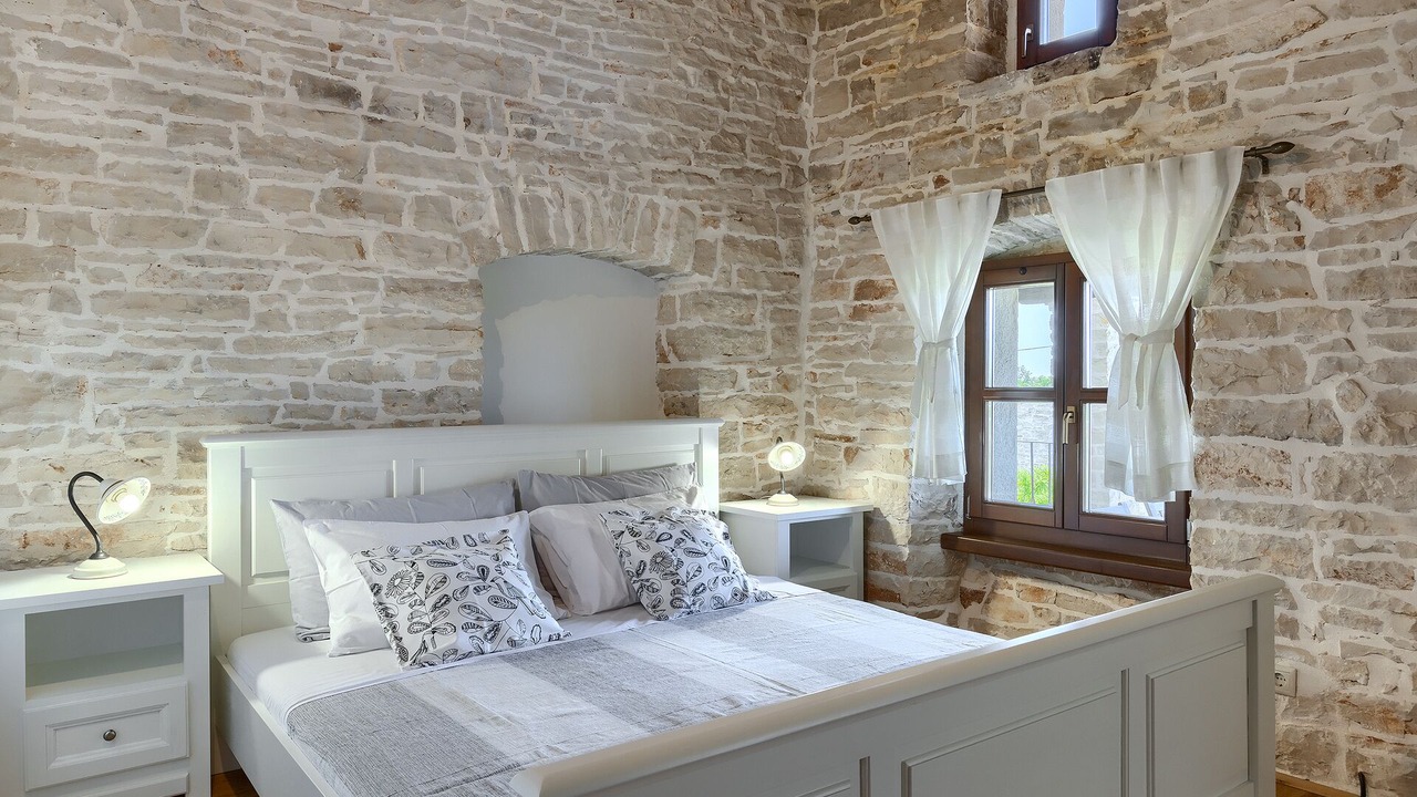 Photo of Bedroom in Gajana