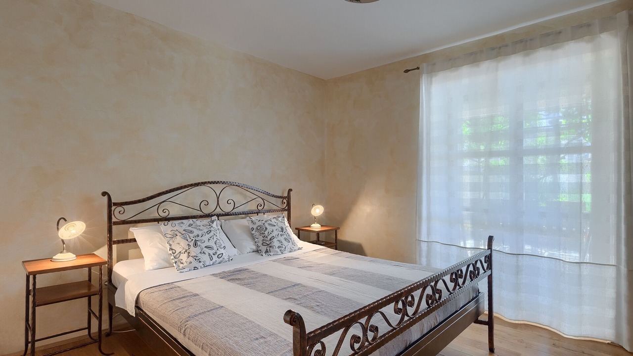 Photo of Bedroom in Gajana