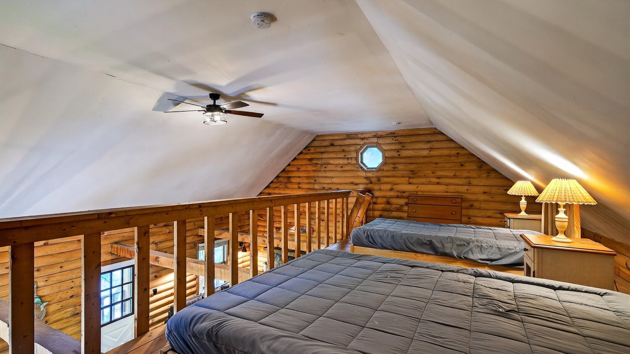 Photo of Bedroom in Rowland