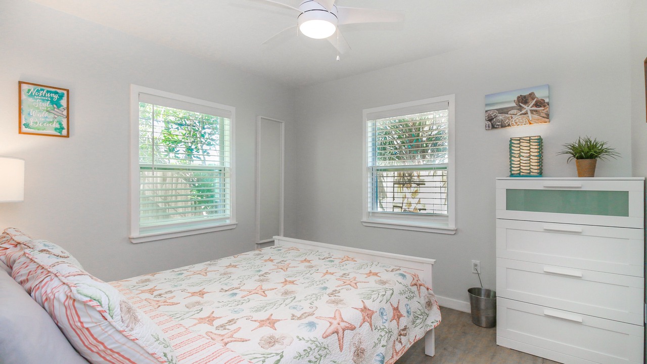 Photo of Bedroom in Melbourne Beach