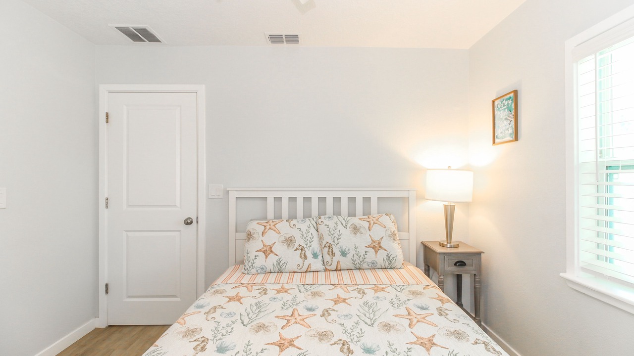 Photo of Bedroom in Melbourne Beach