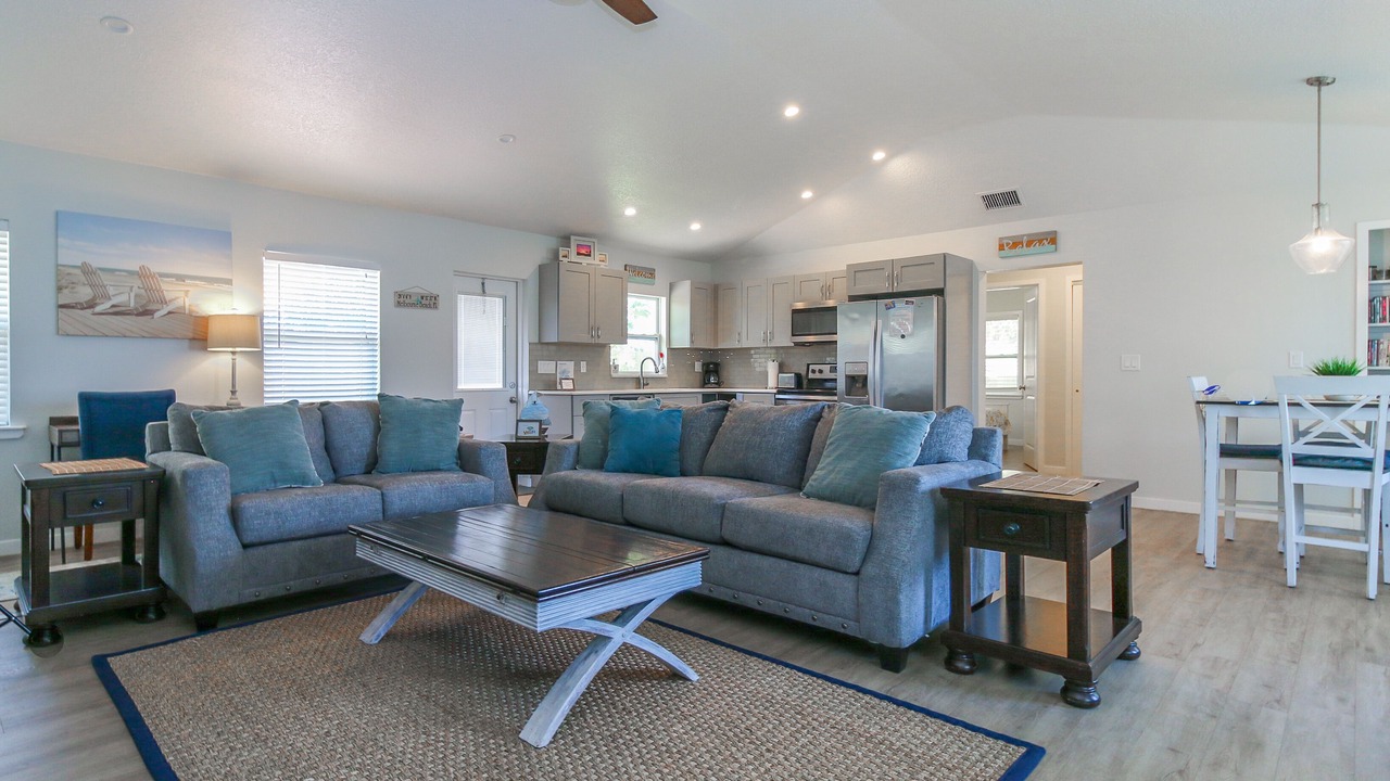 Photo of Livingroom in Melbourne Beach