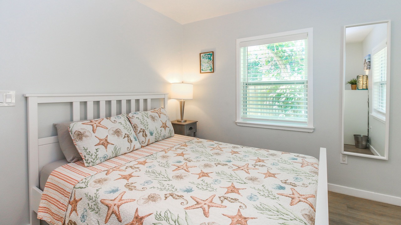 Photo of Bedroom in Melbourne Beach